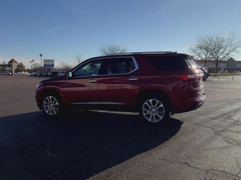 Certified 2021 Chevrolet Traverse Premier w/ LPO, Floor Liner Package image 30