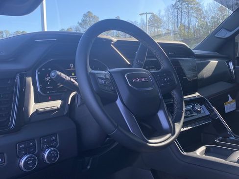 Used 2026 GMC Sierra 2500 AT4 w/ AT4 Premium Plus Package image 10