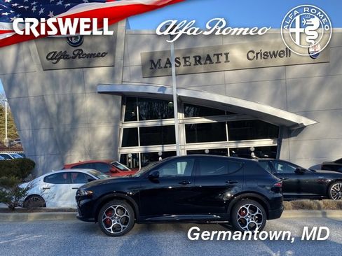 New 2024 Alfa Romeo Tonale Veloce image 8