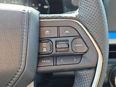 New 2025 Toyota Tacoma TRD Off-Road image 18