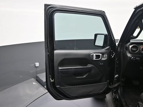 Used 2021 Jeep Wrangler Unlimited Sport w/ Sun And Sound Package AWD/4WD image 11