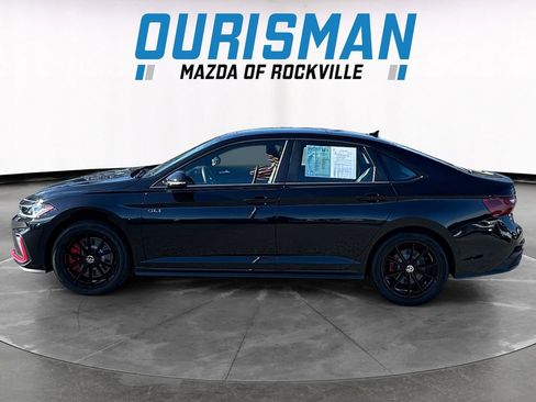 Used 2025 Volkswagen Jetta GLI Autobahn w/ GLI Black Package image 3