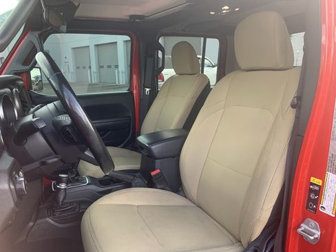 Used 2020 Jeep Gladiator Sport w/ Quick Order Package 23S AWD/4WD image 16