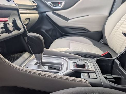 Certified 2024 Subaru Forester Premium AWD/4WD image 19