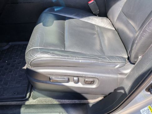 Used 2011 Honda Pilot EX-L image 13