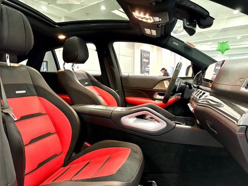 Used 2023 Mercedes-Benz GLE 53 AMG 4MATIC Coupe image 17