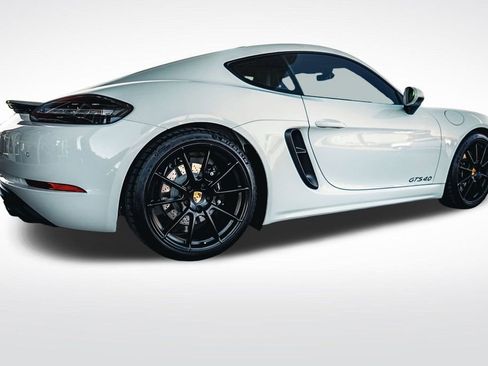 Used 2024 Porsche 718 Cayman GTS image 9