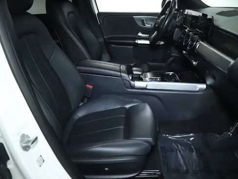 Used 2023 Mercedes-Benz GLB 250 GLB 250 image 35