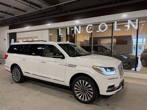 Used 2021 Lincoln Navigator L Reserve w/ Luxury Package image 5