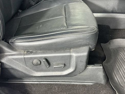 Used 2019 Ford F150 Lariat w/ Equipment Group 502A Luxury AWD/4WD image 23