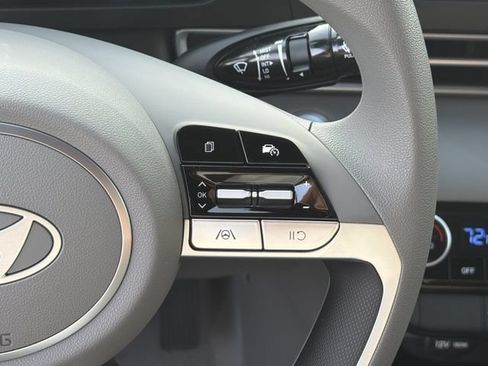 New 2026 Hyundai Elantra Hybrid FWD image 27
