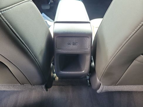 Used 2024 Buick Envista Preferred w/ Convenience I Package FWD image 11