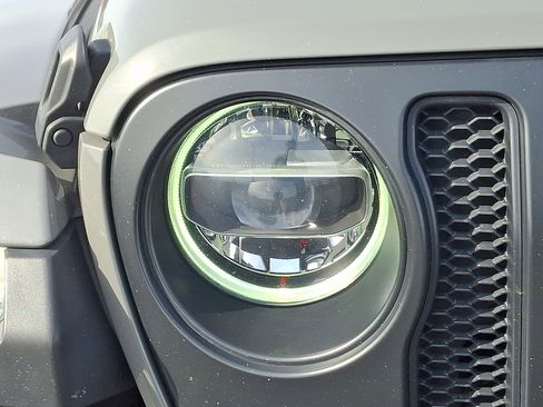 Certified 2021 Jeep Wrangler Unlimited Rubicon image 9