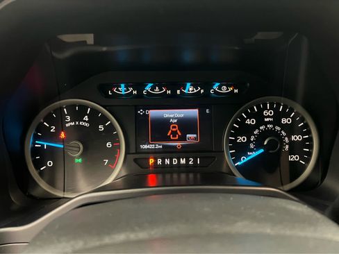 Used 2016 Ford F150 XLT w/ Equipment Group 301A Mid image 23