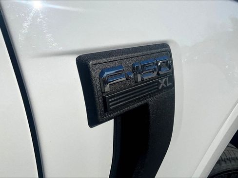 Used 2023 Ford F150 XL image 8