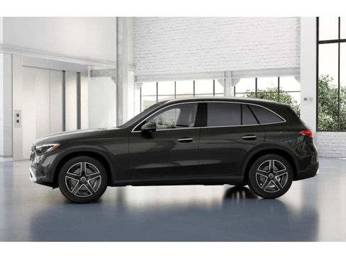 New 2026 Mercedes-Benz GLC 300 image 34