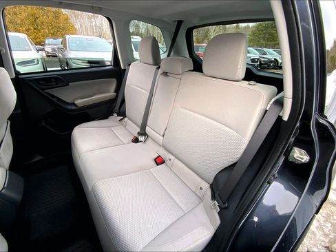 Used 2018 Subaru Forester 2.5i Premium image 21
