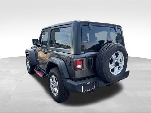 Used 2022 Jeep Wrangler Sport AWD/4WD image 5