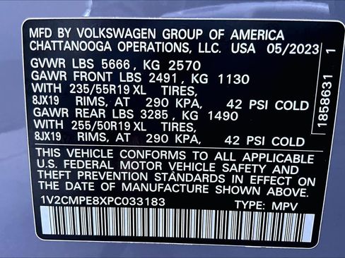 Used 2023 Volkswagen ID.4 Pro image 33