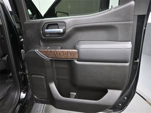 Used 2021 GMC Sierra 1500 Denali w/ Denali Ultimate Package image 16