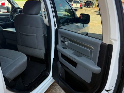 Used 2013 RAM 1500 Classic SLT w/ Protection Group AWD/4WD image 14