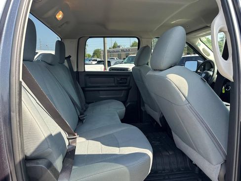 Used 2019 RAM 1500 Express w/ Wheel & Sound Group AWD/4WD image 10