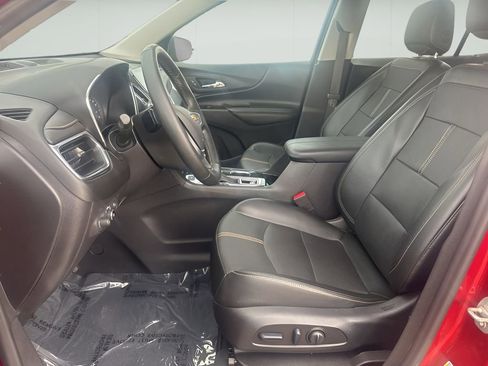 Used 2023 Chevrolet Equinox Premier image 12
