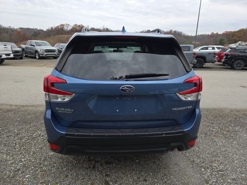 Certified 2022 Subaru Forester Premium image 4