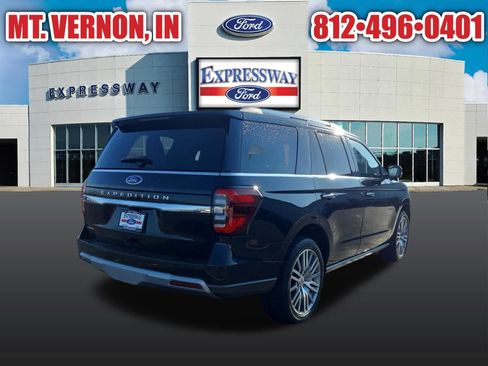 Used 2023 Ford Expedition Limited AWD/4WD image 7