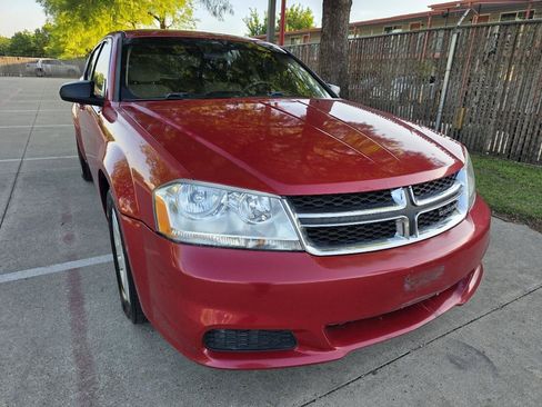 Used 2014 Dodge Avenger SE FWD image 36