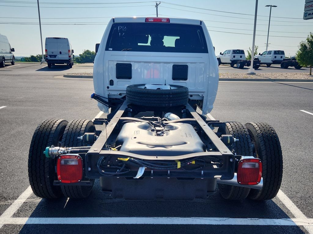 New 2026 RAM 5500 Tradesman AWD/4WD image 7