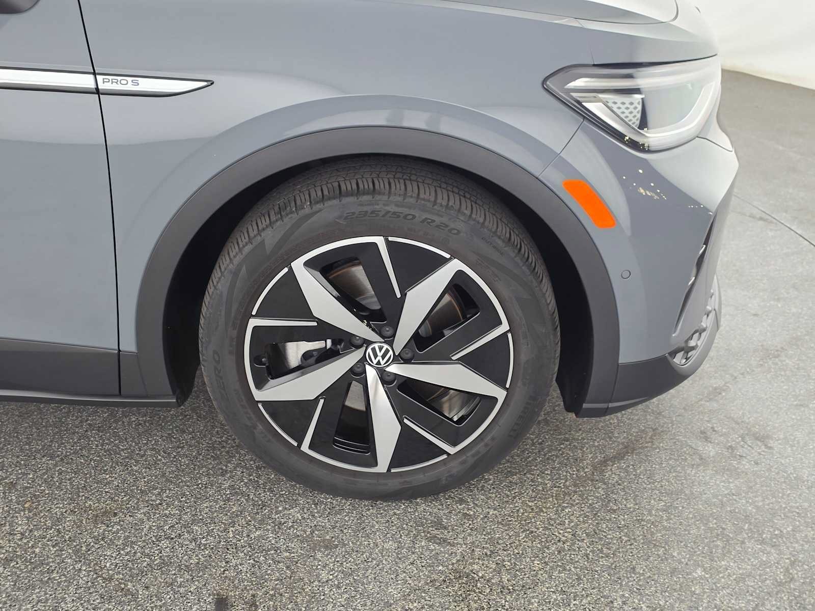 Used 2023 Volkswagen ID.4 Pro S RWD image 9