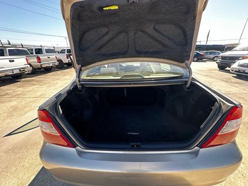 Used 2003 Toyota Camry LE FWD image 20