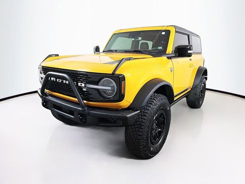 Used 2021 Ford Bronco First Edition image 3
