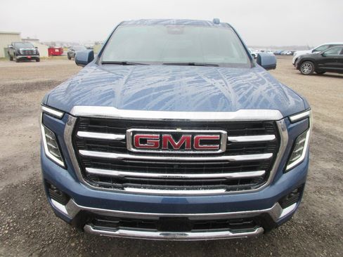 New 2026 GMC Yukon XL Elevation image 10