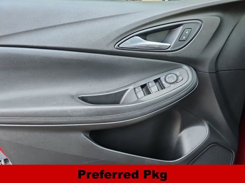 Used 2020 Buick Encore GX Preferred FWD image 28