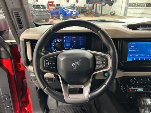 Certified 2021 Ford Bronco Big Bend w/ Sasquatch Package image 16