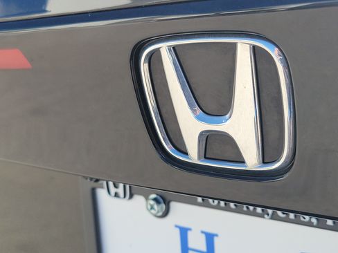 Used 2023 Honda Accord EX-L image 11