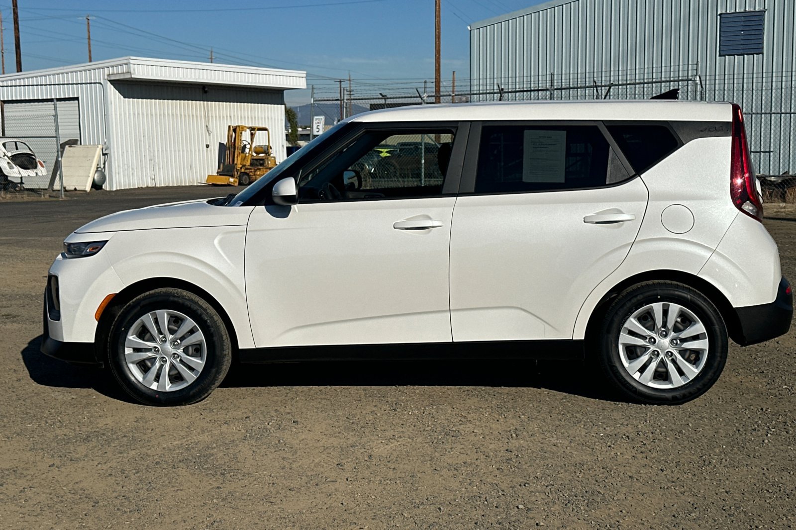 Used 2022 Kia Soul LX FWD image 8