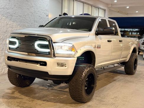 Used 2012 RAM 3500 ST w/ Chrome Appearance Group image 16