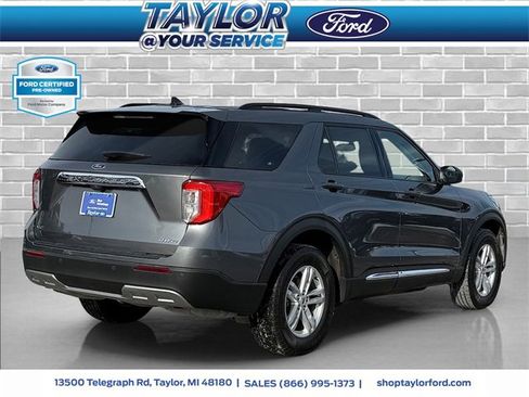 Certified 2023 Ford Explorer XLT w/ Equipment Group 202A image 3