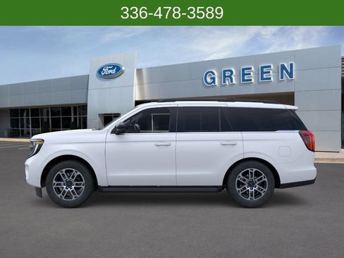 New 2025 Ford Expedition Active AWD/4WD image 4