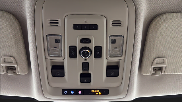 Used 2022 GMC Yukon Denali AWD/4WD image 33