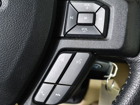 Used 2016 Ford F150 XLT w/ Equipment Group 302A Luxury image 34