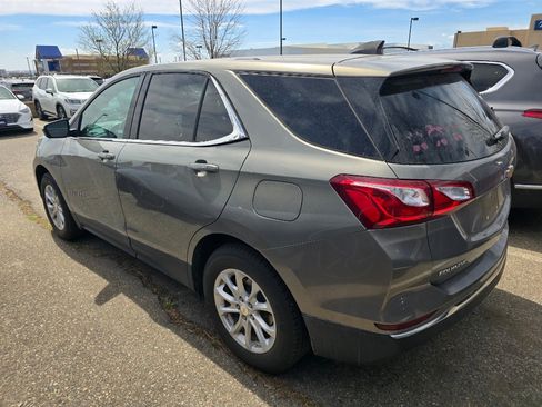 Used 2018 Chevrolet Equinox LT image 12