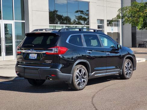 Used 2023 Subaru Ascent Touring AWD/4WD image 5