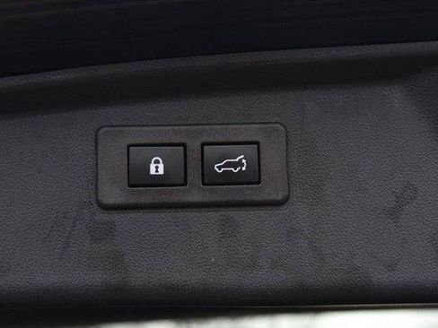 Used 2025 Subaru Outback Onyx Edition image 26