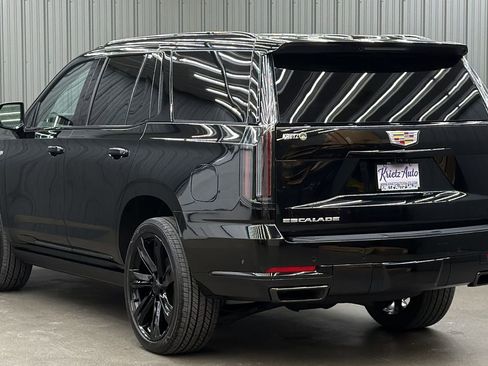 Used 2026 Cadillac Escalade Platinum Sport image 3
