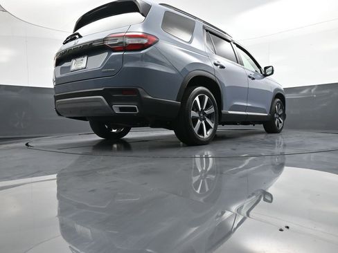 Certified 2024 Honda Pilot Touring image 31