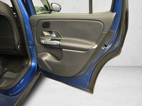 Certified 2026 Mercedes-Benz GLB 250 4MATIC image 27